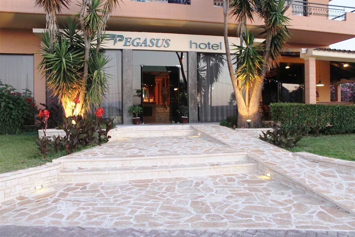 Pegasus Hotel Roda  Exterior foto