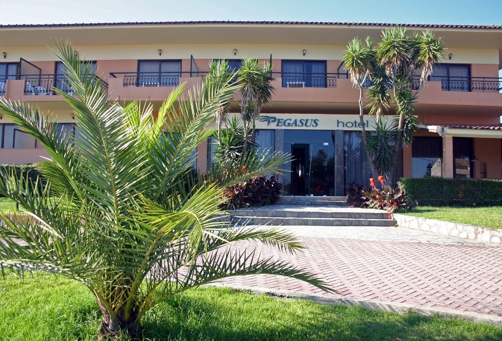 Pegasus Hotel Roda  Exterior foto